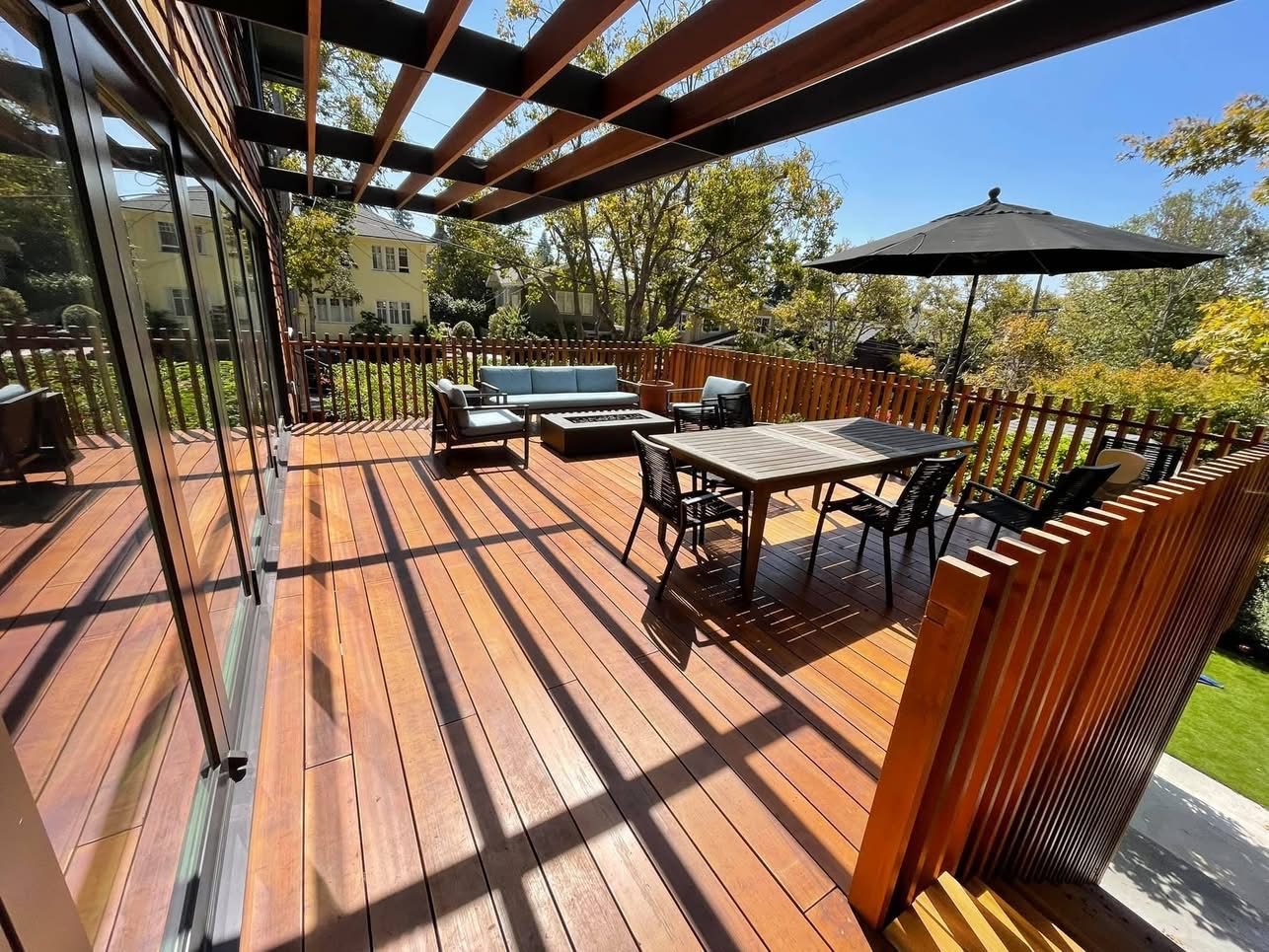 Skyline Residence outdoor deck